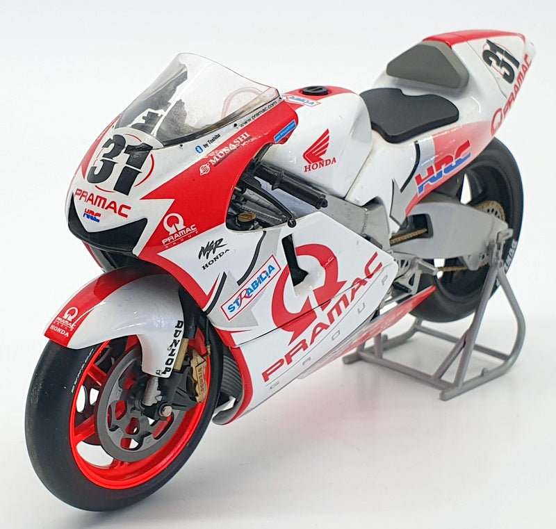 Minichamps 1/12 Scale Motorcycle 122 026131 - Honda NSR 500 Team Pramac Moto GP