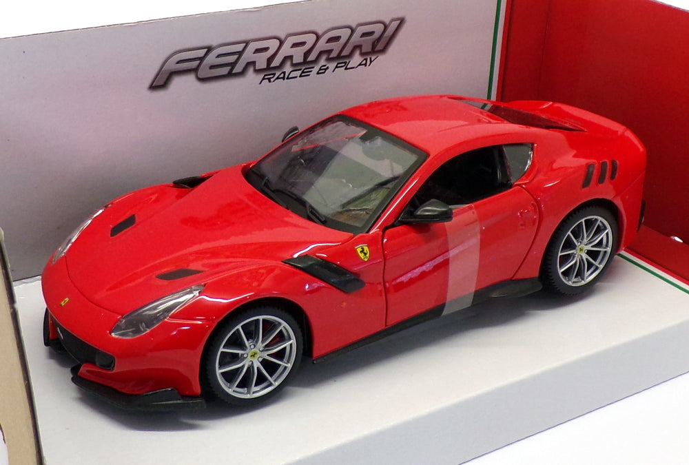 Burago 1/24 Scale Model Car 18-26021 - Ferrari F12tdf - Red