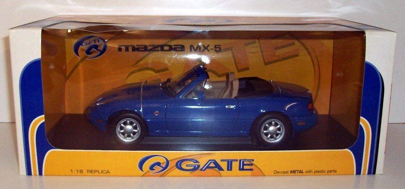 Gate 1/18 scale 01014 Mazda MX5 MK1 RH Drive Twilight blue mica