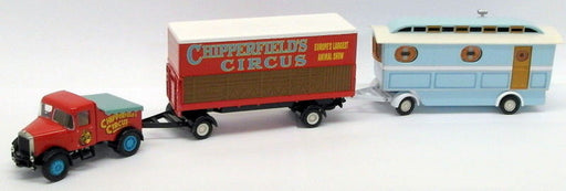 Corgi 1/50 Scale 97885 - Scammell Highwayman Trailer & Caravan - Chipperfields