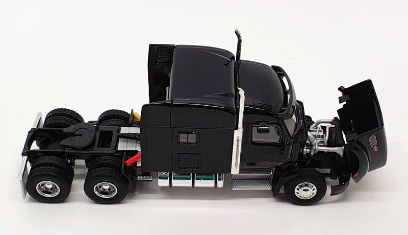 WSI Models 1/50 Scale 33-2026 - Peterbilt 579 6x4 Truck - Black