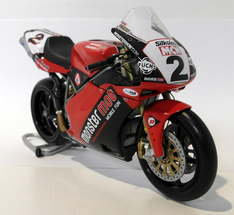 Minichamps 1/12 Scale diecast 122 021202 Ducati 998 R BSB 2002 Steve Hislop