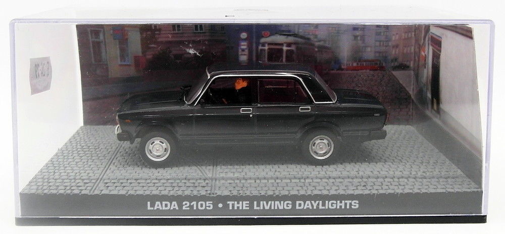Fabbri 1/43 Scale Model Car 14518F - Lada 2105 - James Bond The Living Daylights