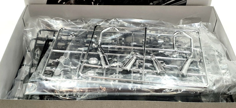 Aoshima 1/12 Scale Kit 07 - Yamaha VMAX 4C4 2007