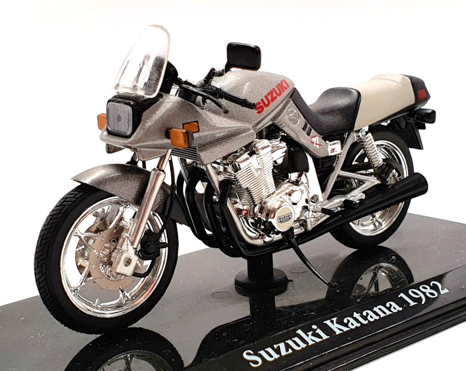 Atlas Editions 1/24 Scale 4 658 122 - 1982 Suzuki Katana Motorbike